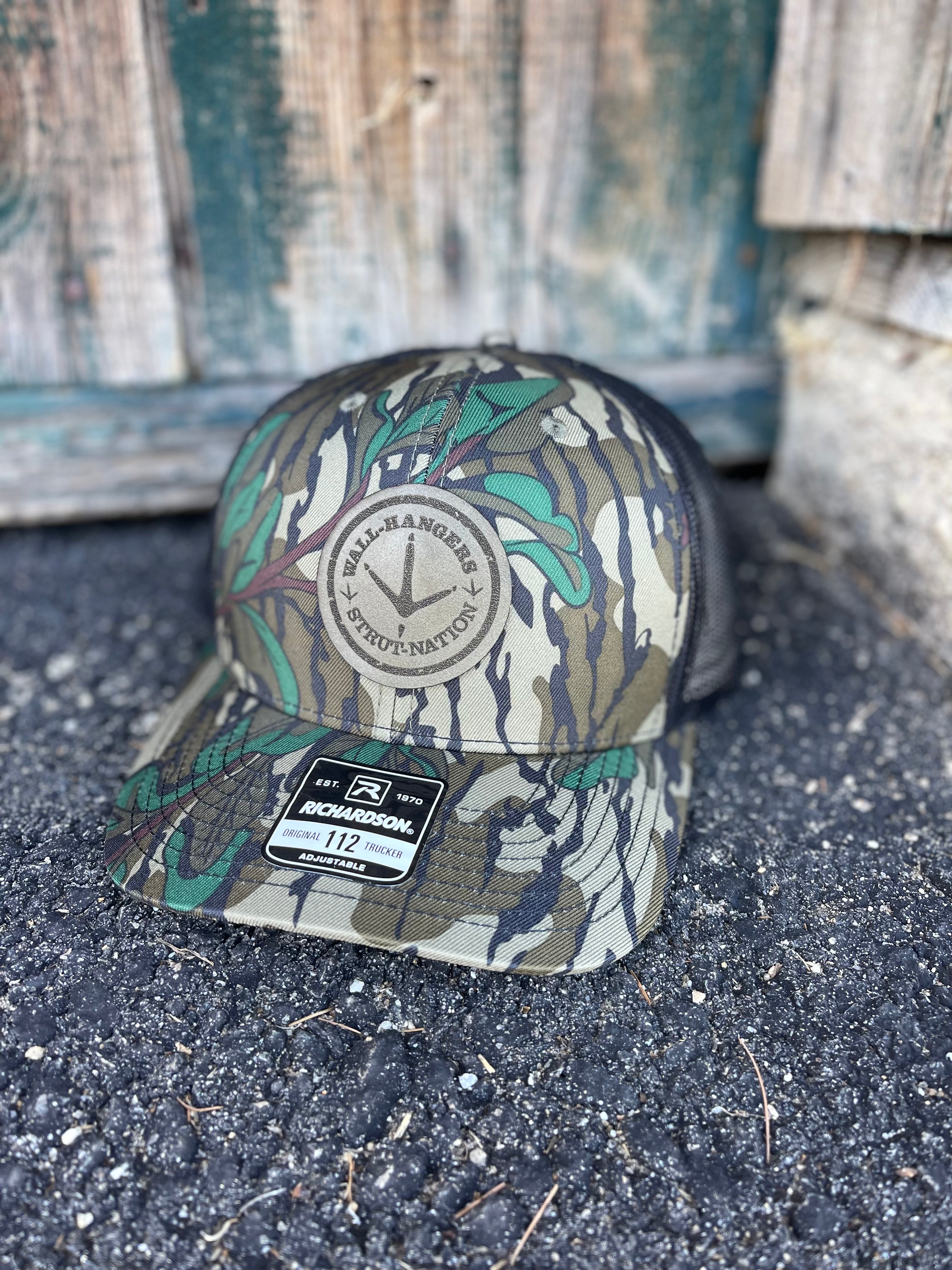 Virginia Wall Hangers Strutnation